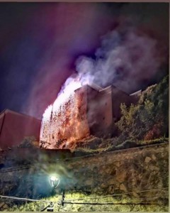 80 incendio castello
